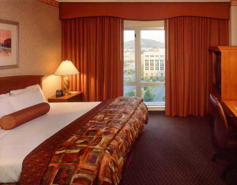 Embassy Suites By Hilton Nashville South Cool Springs Франклин Номер фото